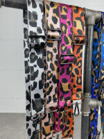 Leo Jacquard Taschengurt | "Animal Print" Pink, Schwarz | verstellbar