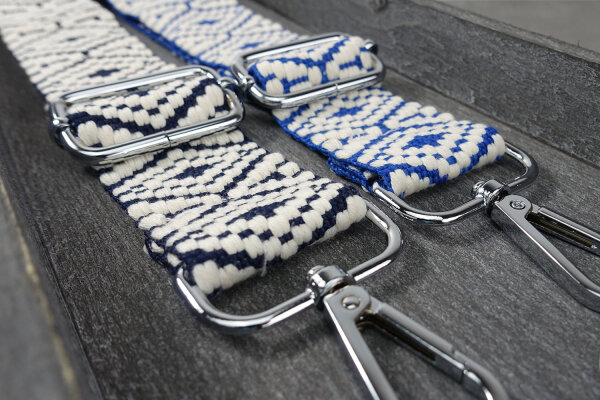Taschenriemen mit Boho-Rautenmuster | Wechselgurt Dunkelblau Warmweiß | Wechselriemen