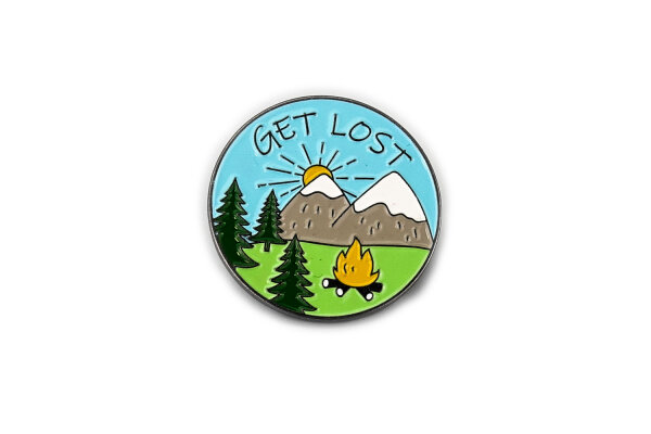 Emaille Pin "Get Lost" | Camping Anstecker | Outdoor Brosche