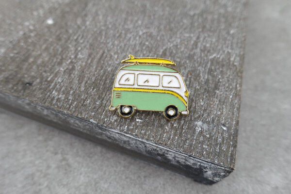 Surfer Van | Emaille-Pin Bulli Mint & Gelb | Anstecker