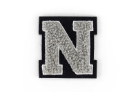 Kleiner Aufnäher Buchstabe 4,2 cm hoch | Grau,...