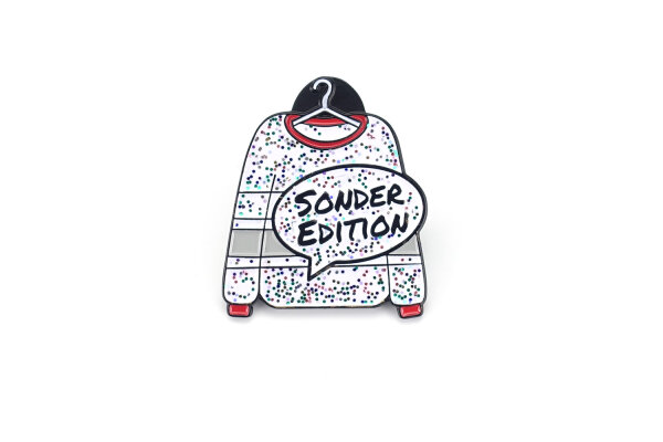 "SONDEREDITION" Emaille-Pin Sweater | Rot & Weiß mit Glitzer